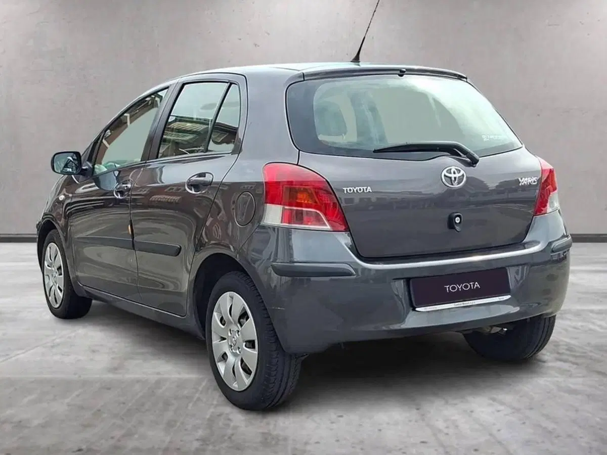 Toyota Yaris usata a Torino (2)