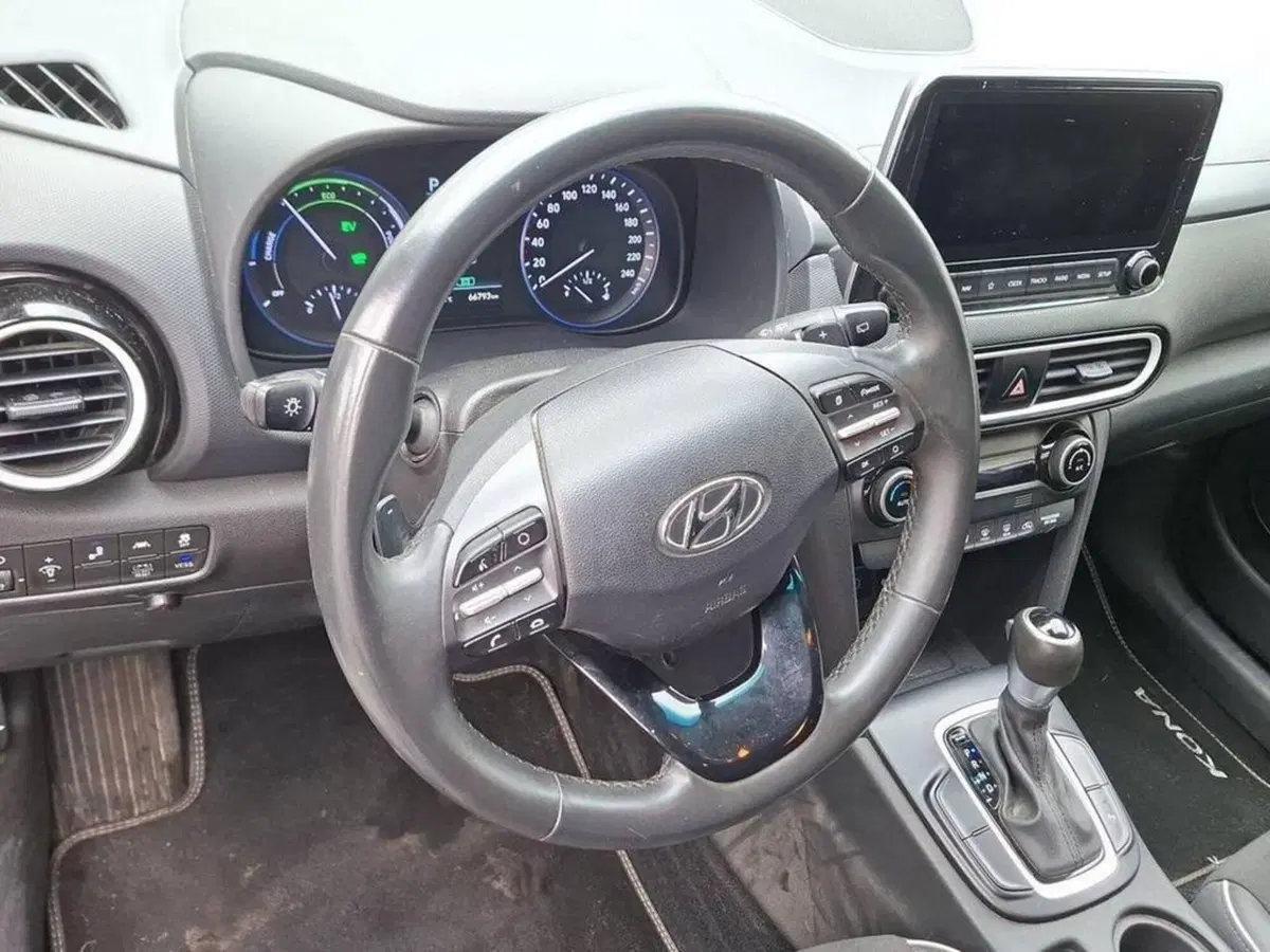Hyundai Kona usata a Torino (10)