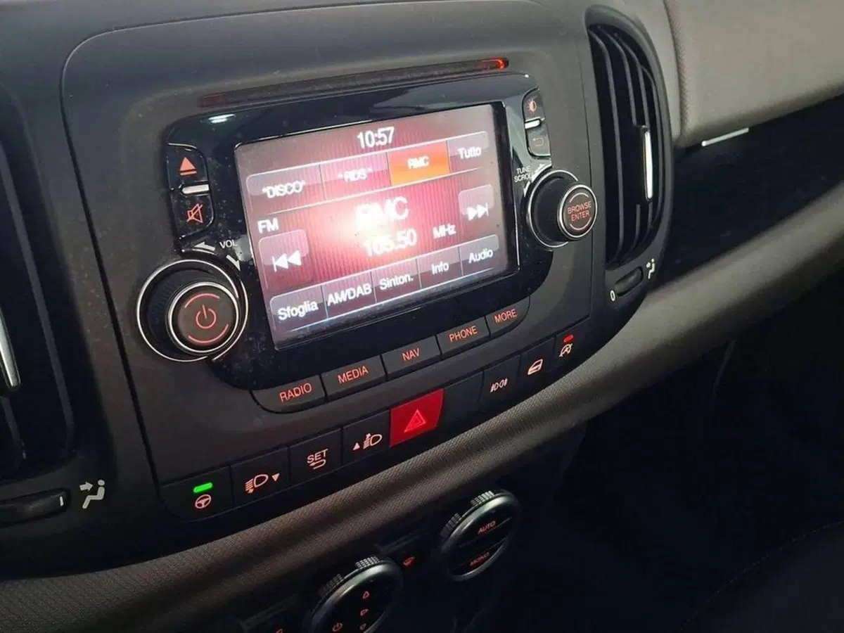 Fiat 500L usata a Torino (7)