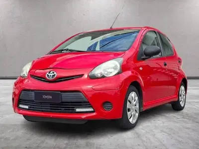Toyota Aygo 1.0 12V VVT-i 5 porte Active Connect del 2013 usata a Torino