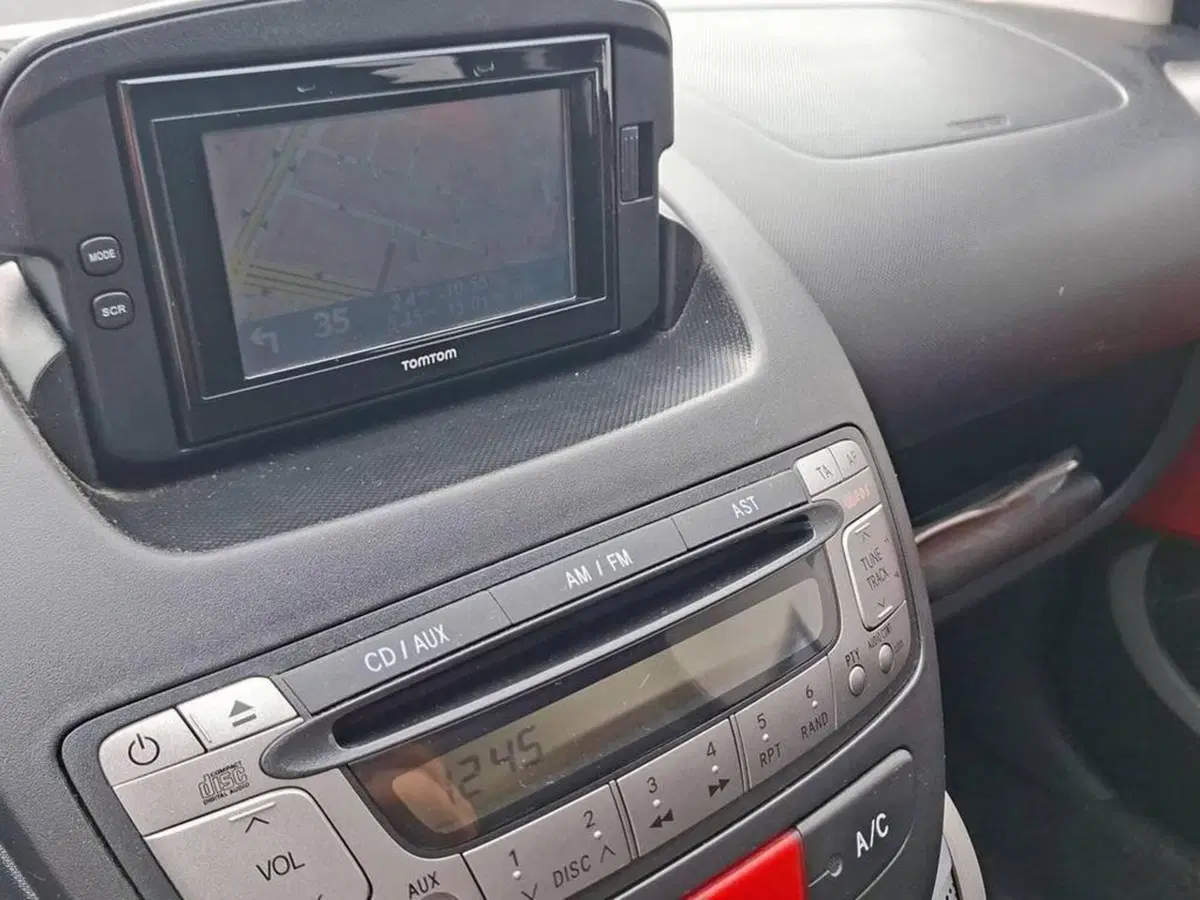 Toyota Aygo usata a Torino (7)