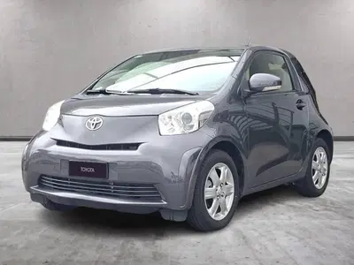 Toyota iQ 1.0 CVT Active del 2012 usata a Torino