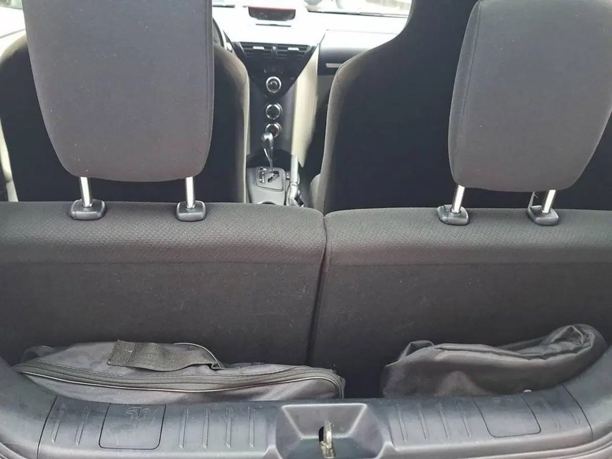 Toyota iQ usata a Torino (12)