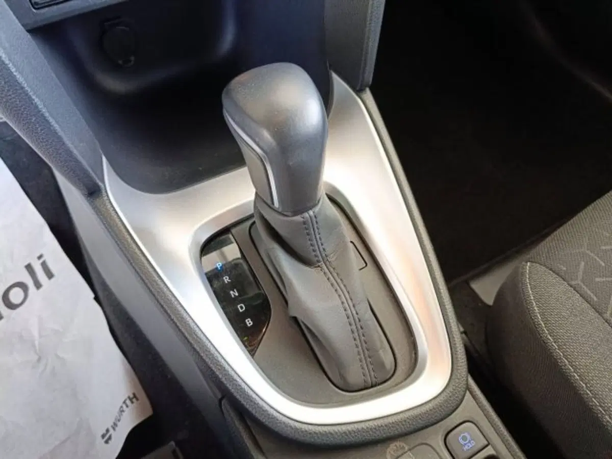Toyota Yaris Cross usata a Teramo (19)