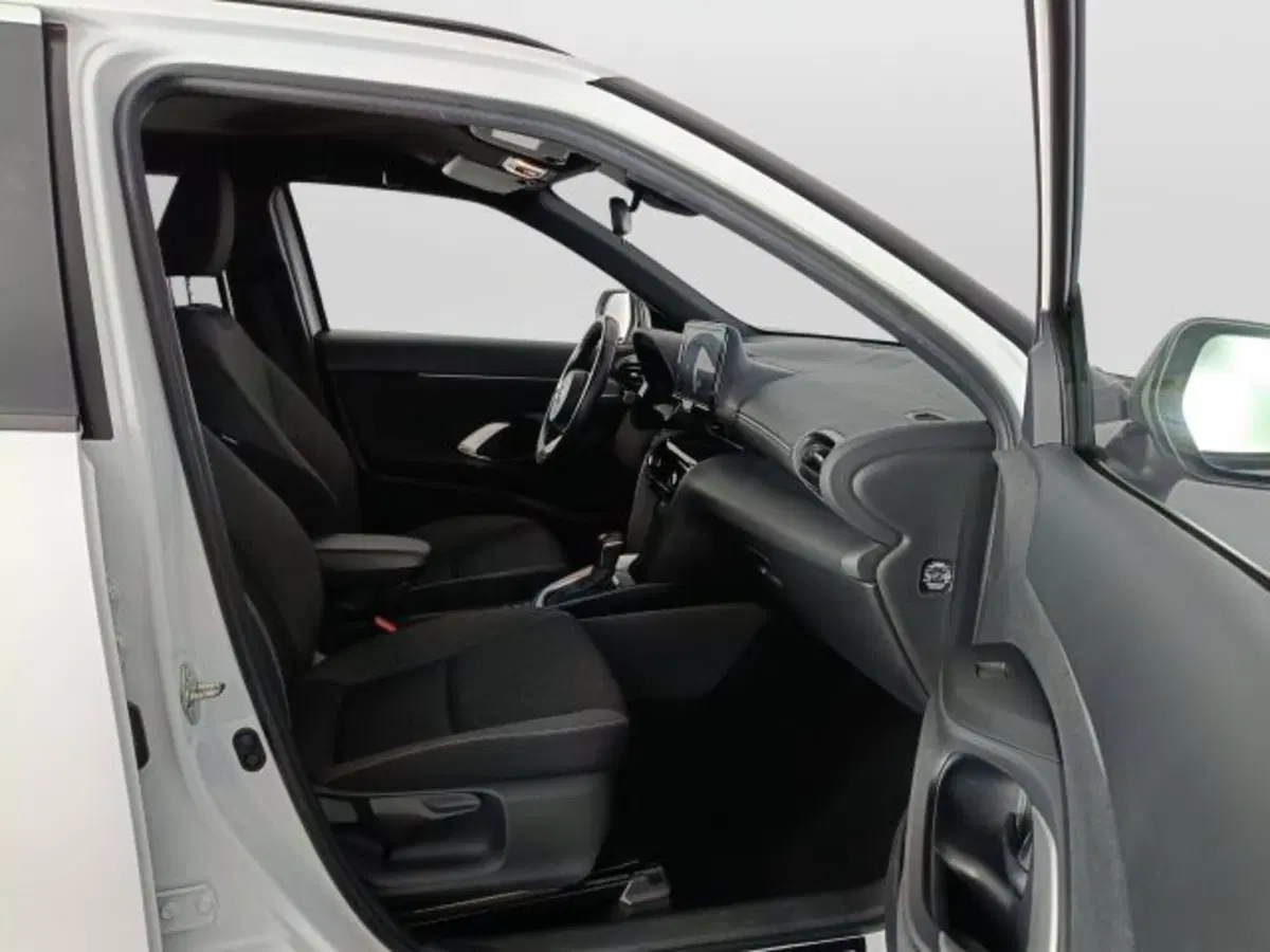 Toyota Yaris Cross usata a Teramo (11)