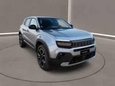 Jeep Avenger 1.2 turbo Summit fwd 100cv del 2025 usata a Caltanissetta