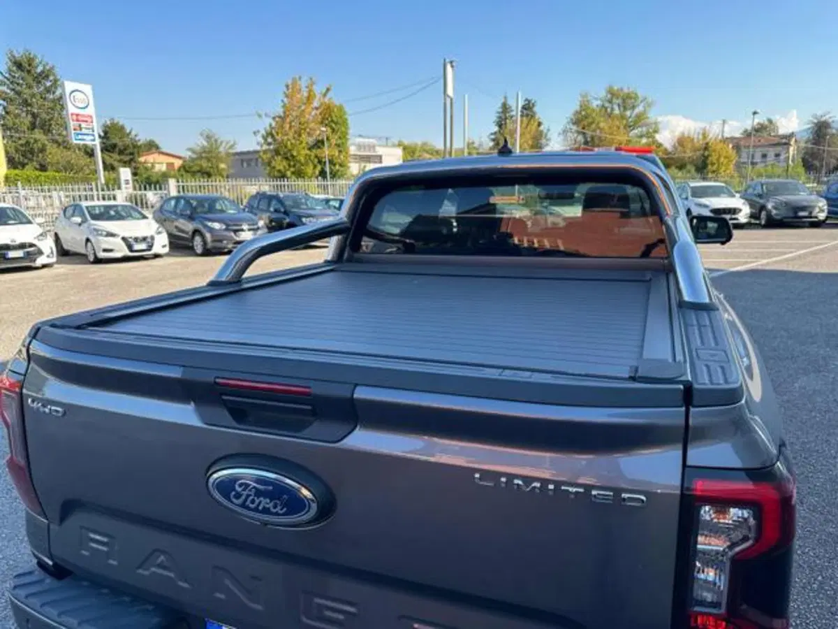 Ford Ranger Pick-up usata a Lucca (5)