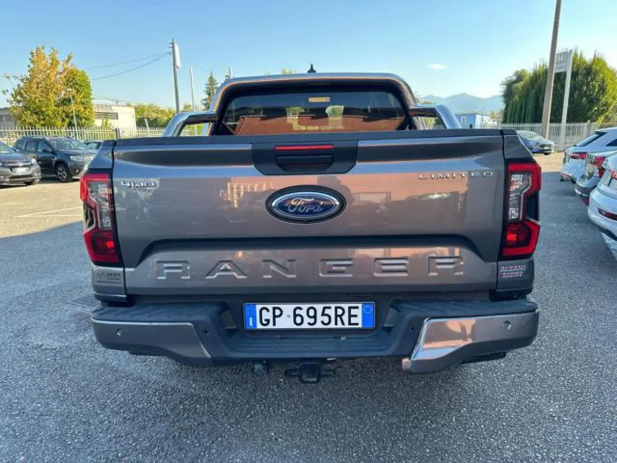 Ford Ranger Pick-up usata a Lucca (8)