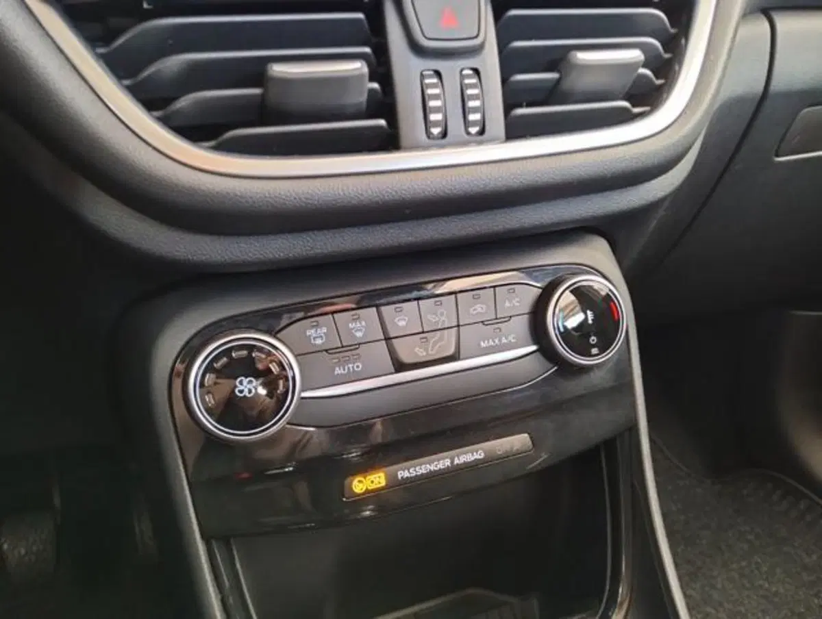 Ford Puma usata a Como (16)