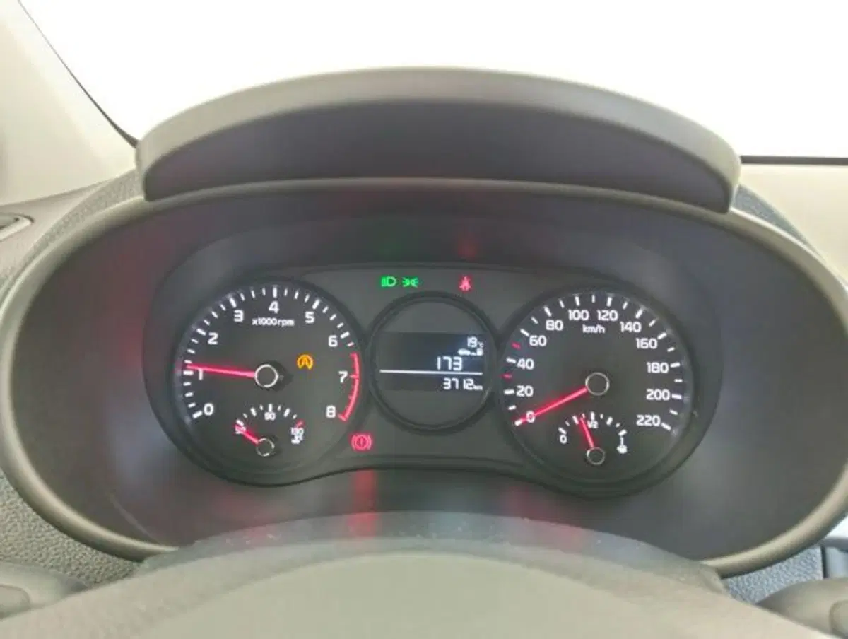 Kia Picanto usata a Como (11)