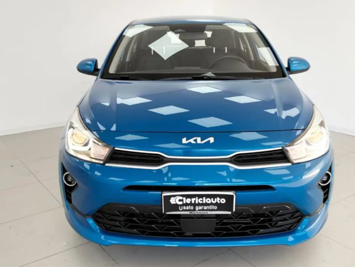 Kia Rio usata a Como (6)