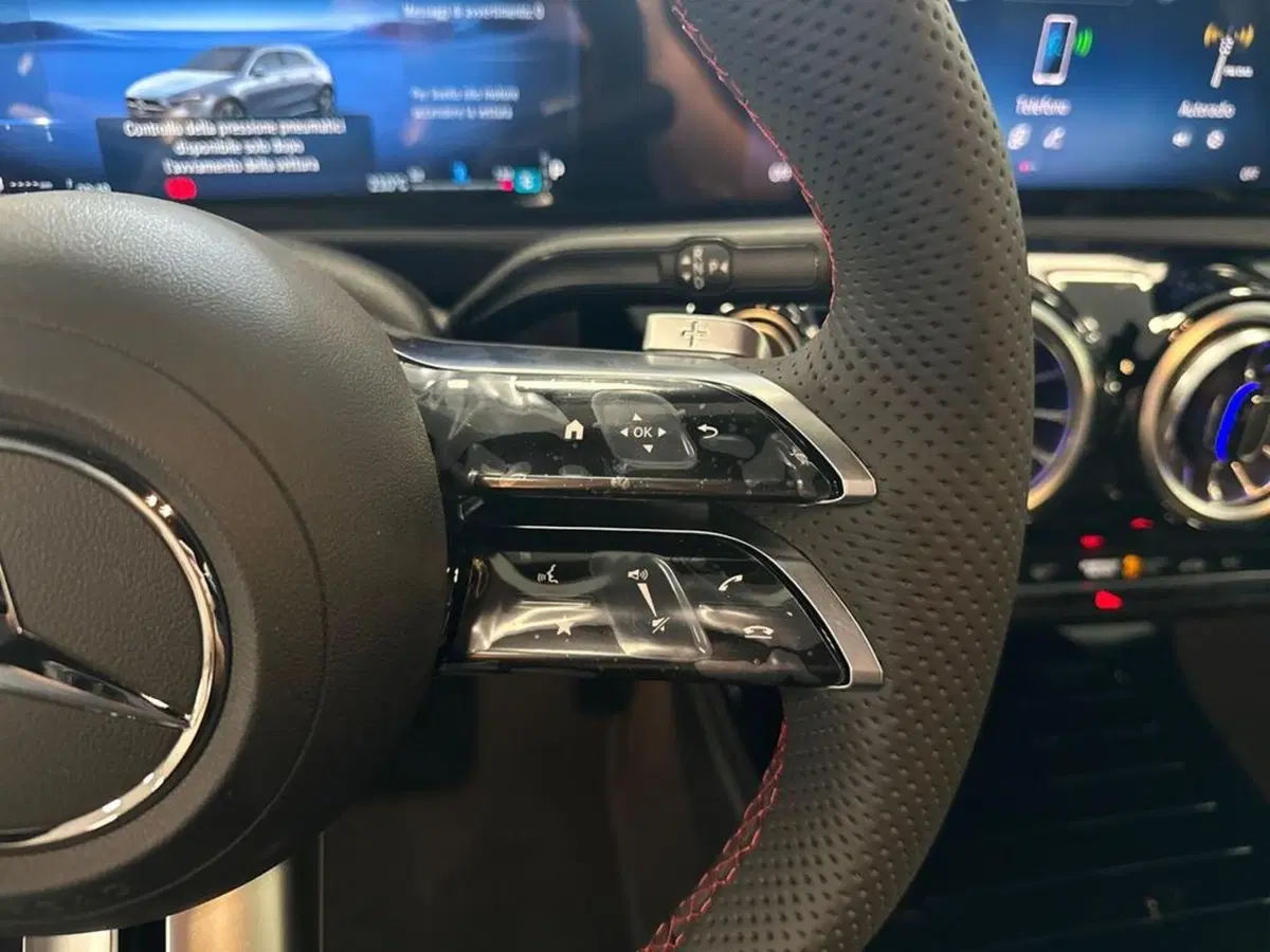 Mercedes-Benz Classe A nuova a Bolzano (13)