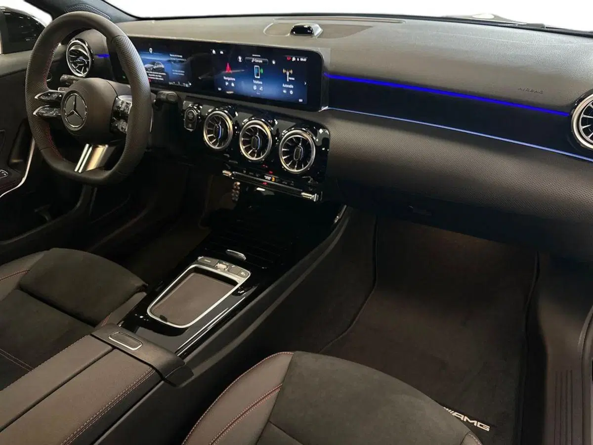 Mercedes-Benz Classe A nuova a Bolzano (9)
