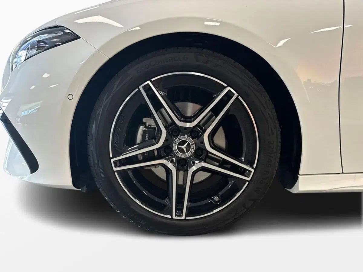 Mercedes-Benz Classe A nuova a Bolzano (7)