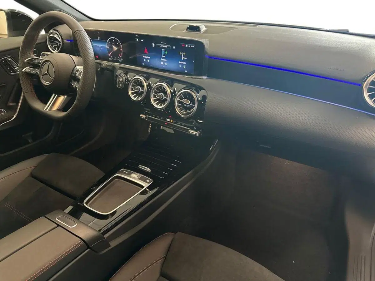 Mercedes-Benz Classe A nuova a Bolzano (9)