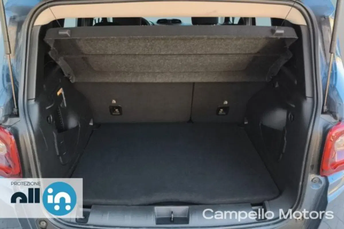 Jeep Renegade usata a Venezia (19)