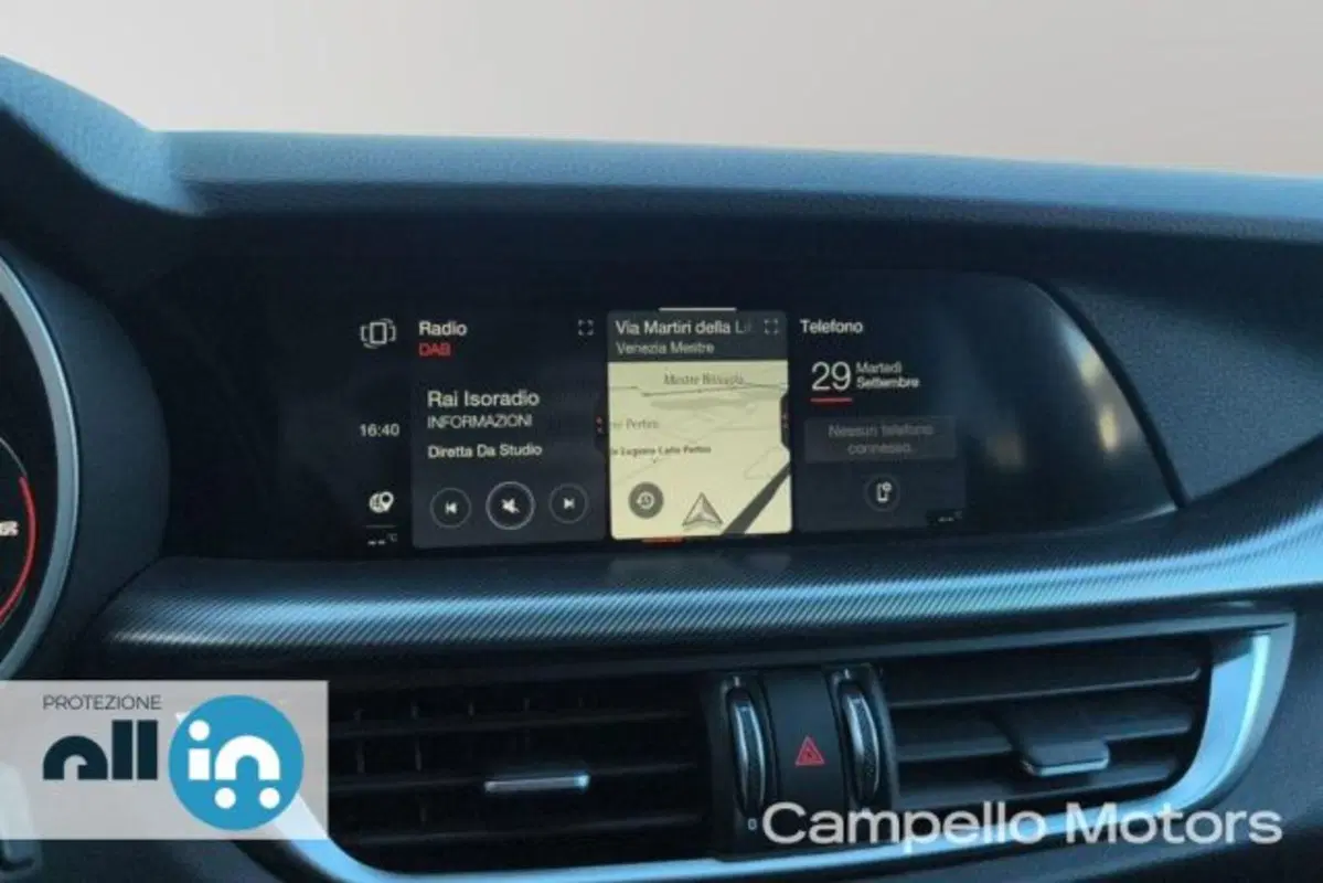 Alfa Romeo Stelvio usata a Venezia (10)