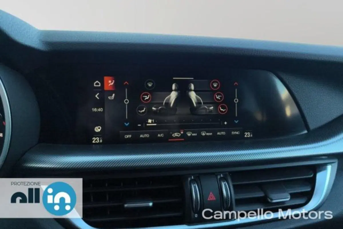 Alfa Romeo Stelvio usata a Venezia (12)