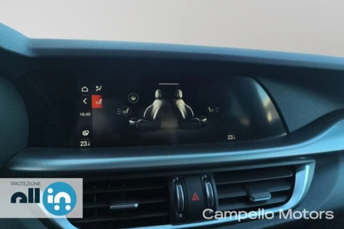 Alfa Romeo Stelvio usata a Venezia (13)