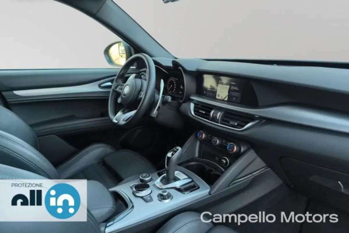 Alfa Romeo Stelvio usata a Venezia (16)