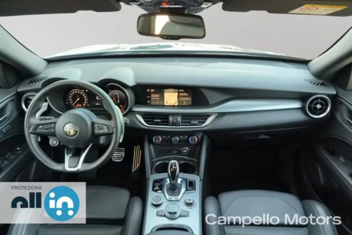 Alfa Romeo Stelvio usata a Venezia (7)