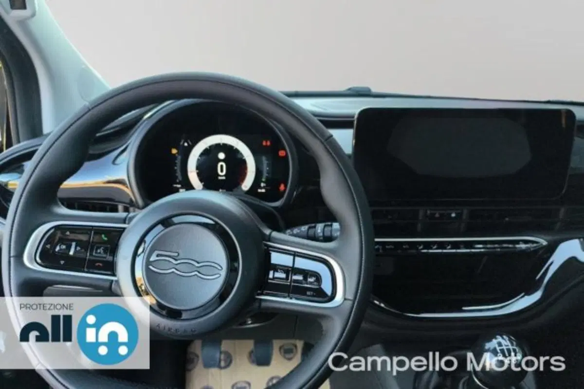 Fiat 500 nuova a Venezia (10)