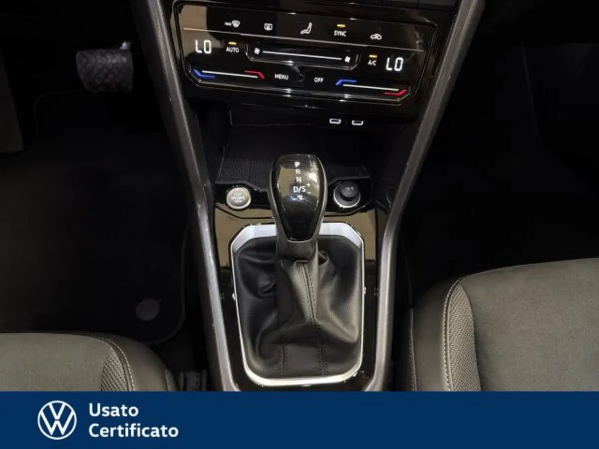 Volkswagen T-Roc usata a Vicenza (11)