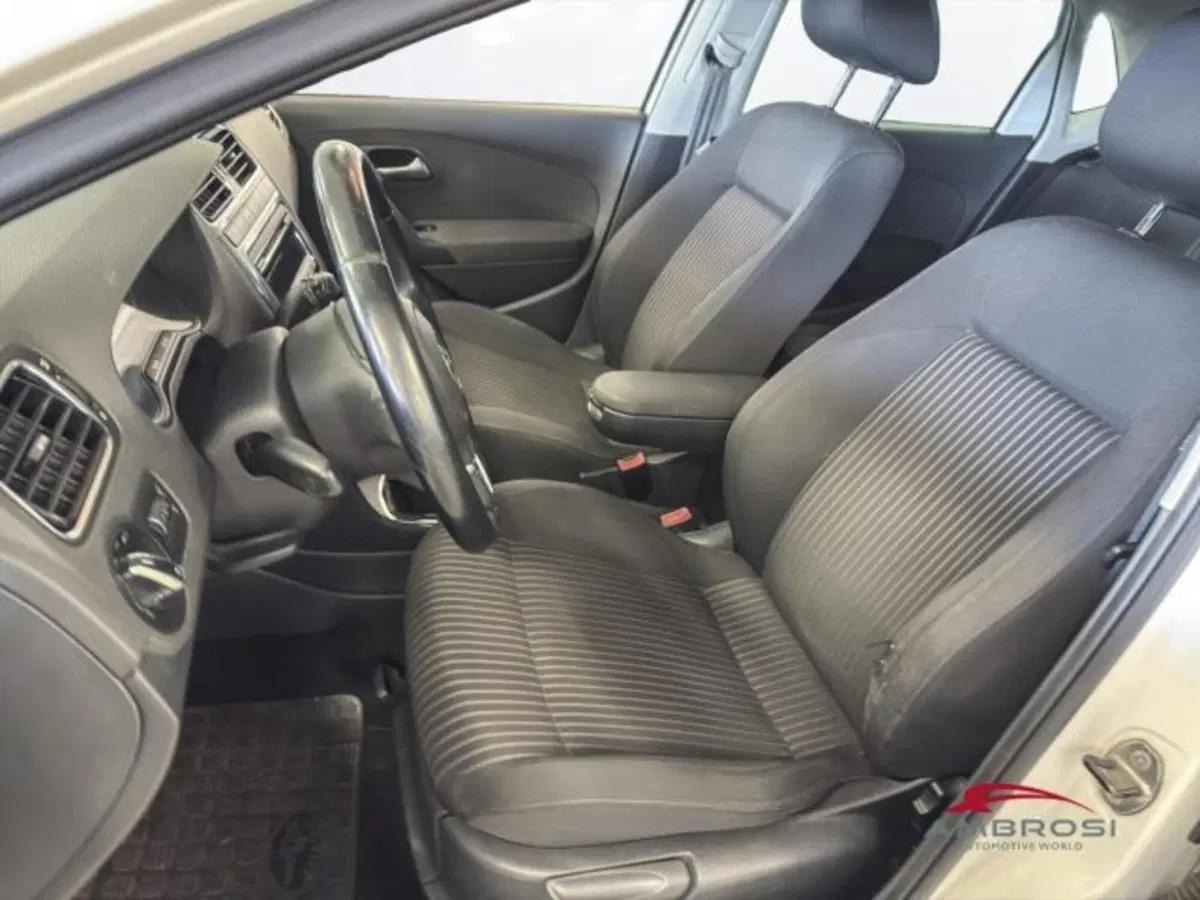 Volkswagen Polo usata a Perugia (10)