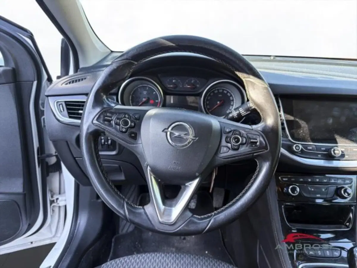 Opel Astra usata a Perugia (13)