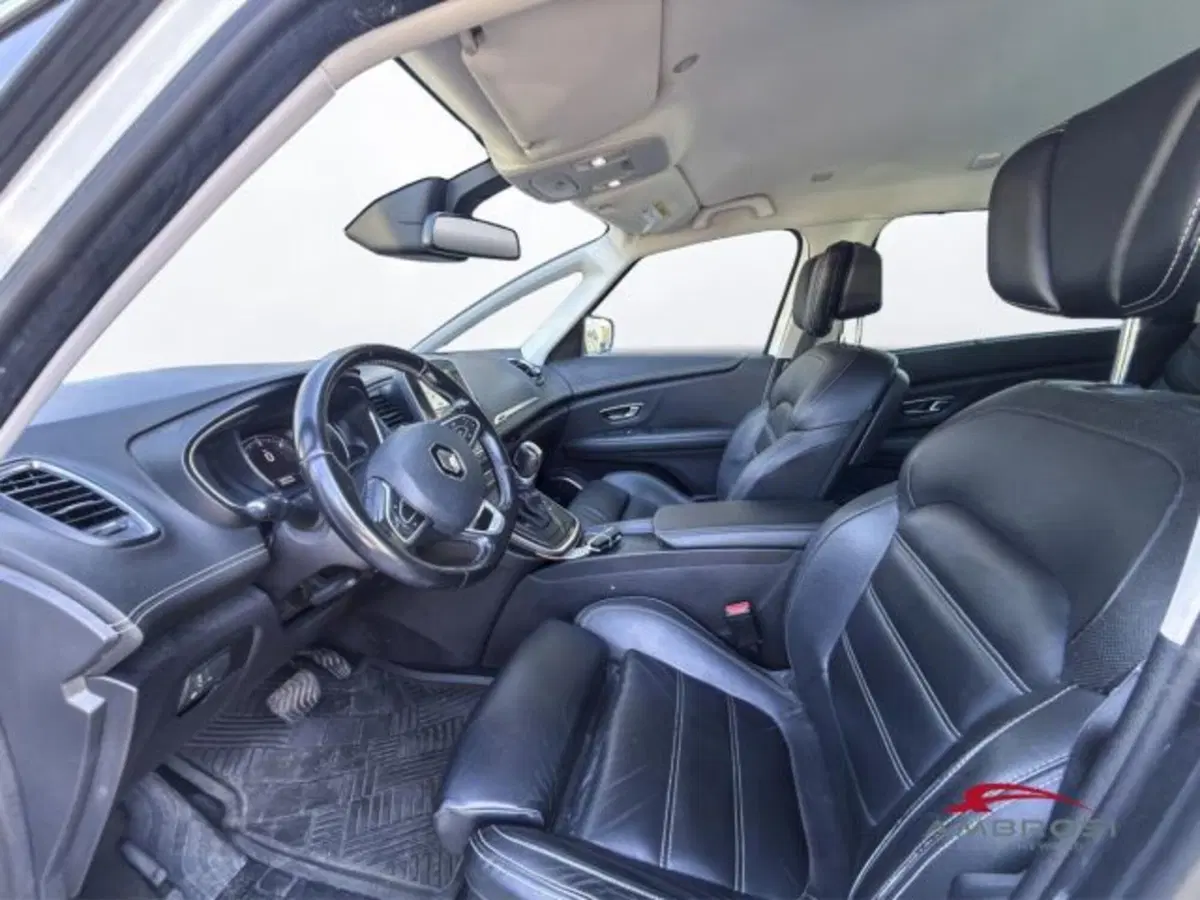 Renault Grand Scénic usata a Perugia (10)
