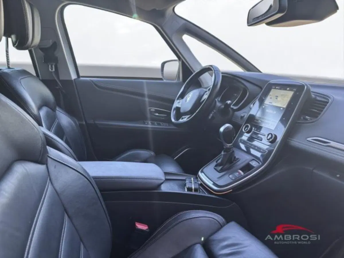 Renault Grand Scénic usata a Perugia (11)
