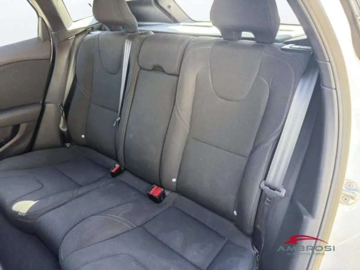 Volvo V40 Cross Country usata a Perugia (10)