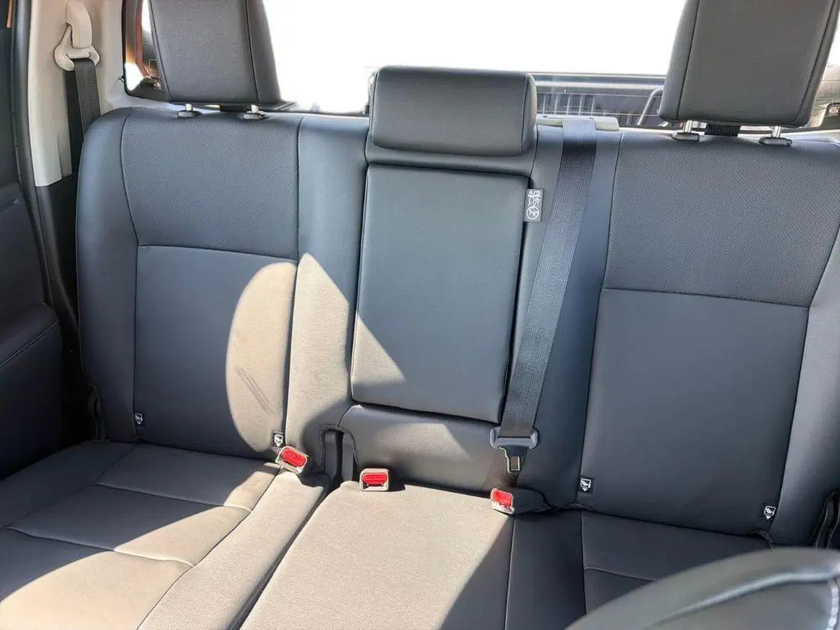 Toyota Hilux nuova a Vicenza (10)