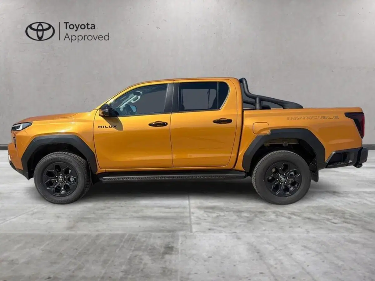 Toyota Hilux nuova a Vicenza (2)