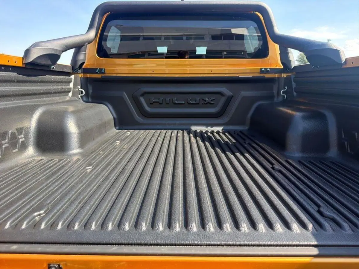 Toyota Hilux nuova a Vicenza (5)