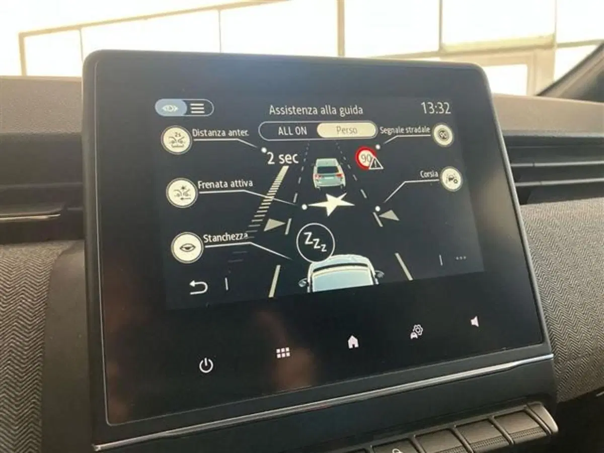 Renault Clio usata a Como (15)