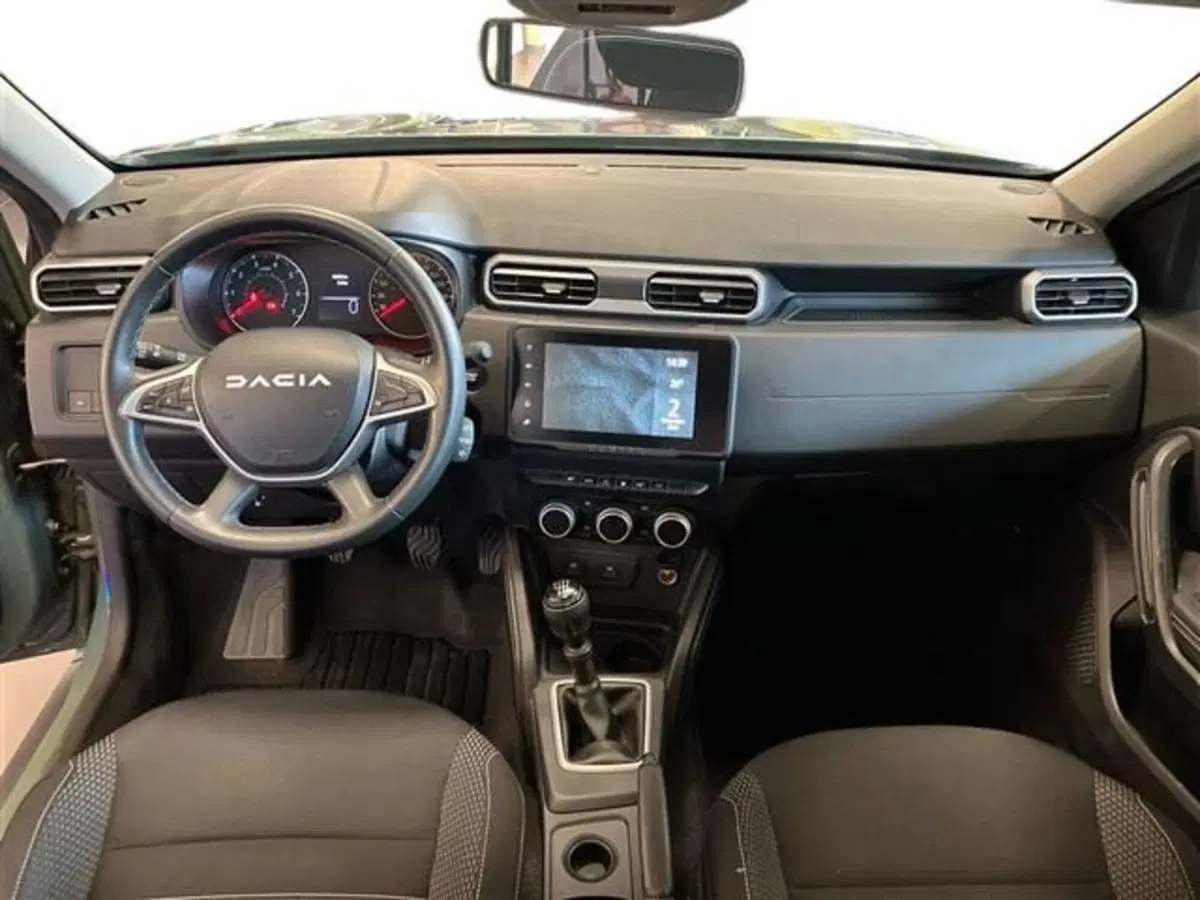 Dacia Duster usata a Como (9)