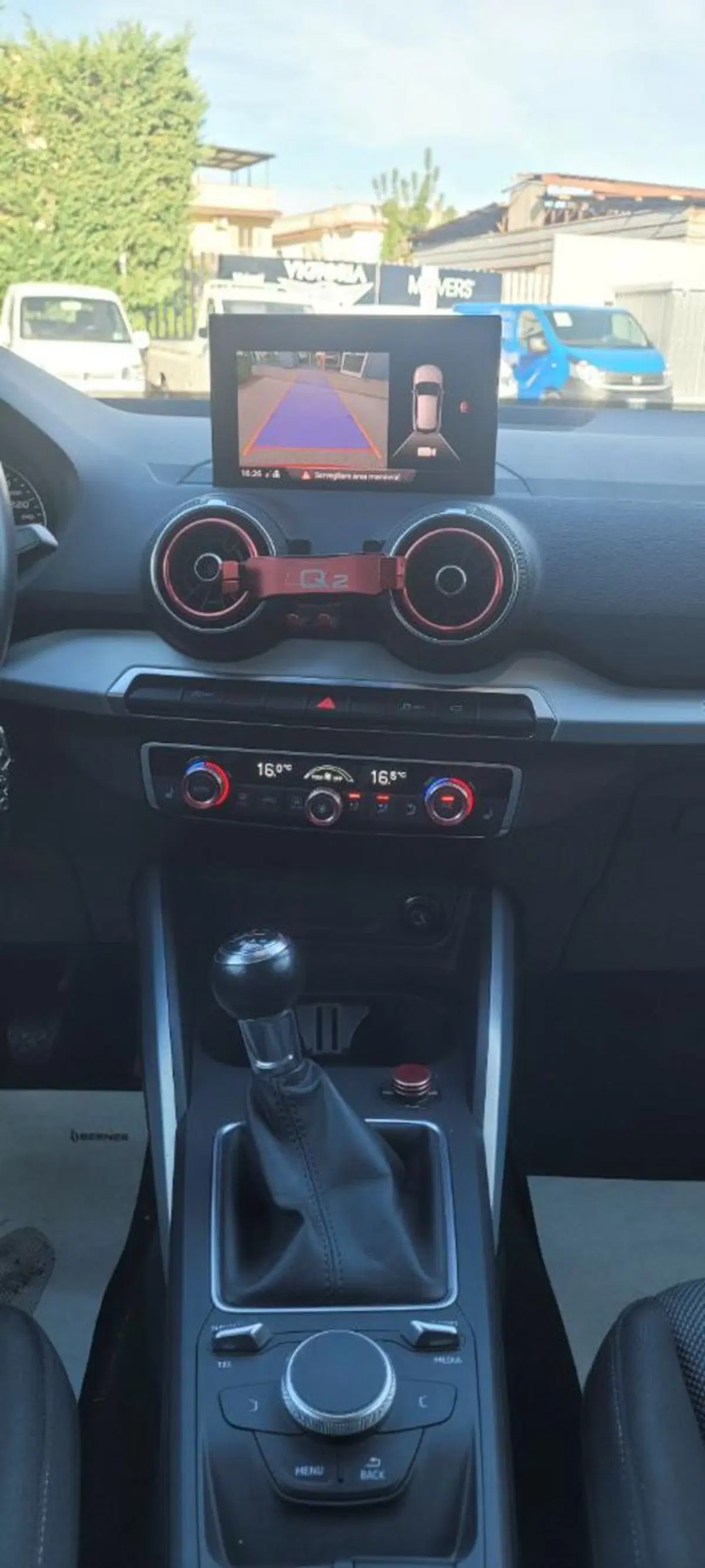 Audi Q2 usata a Napoli (9)