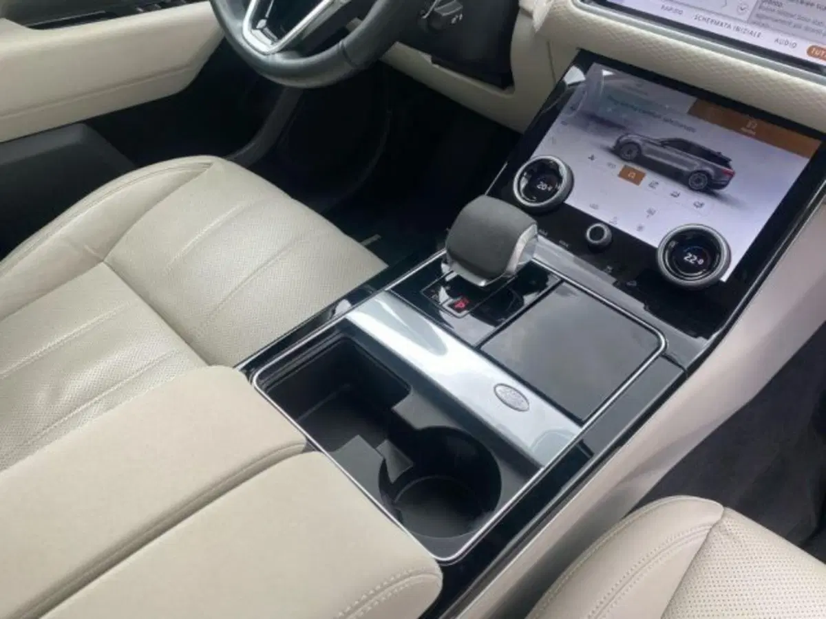 Land Rover Range Rover Velar usata a Lecce (19)