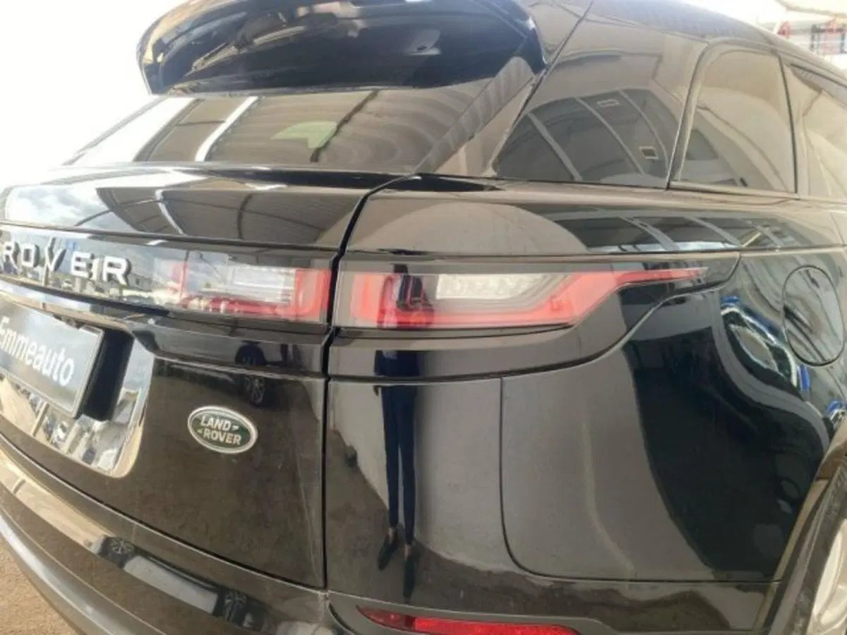 Land Rover Range Rover Velar usata a Lecce (9)