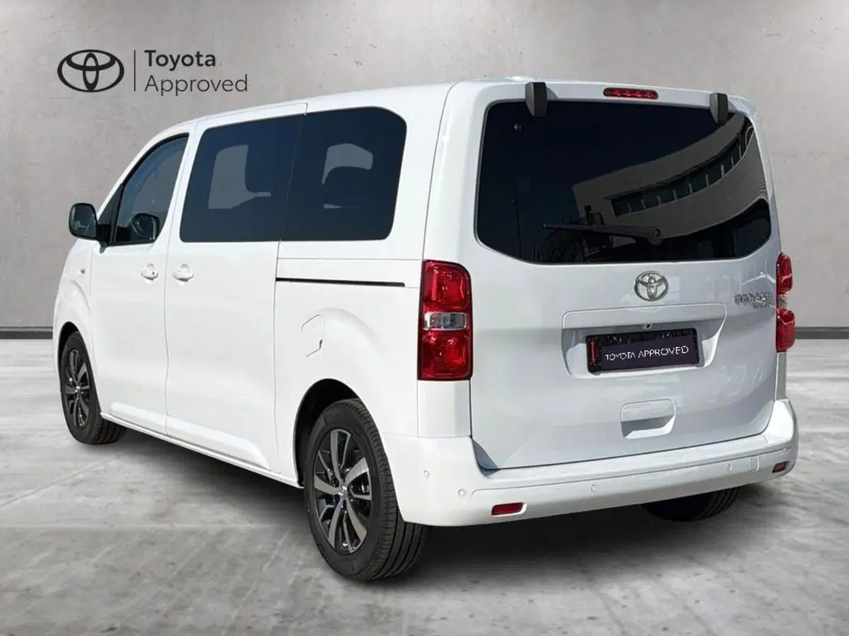 Toyota Proace Verso nuova a Vicenza (4)