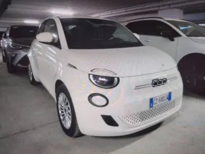Fiat 500e Red Berlina 42 kWh del 2025 usata a Cesena