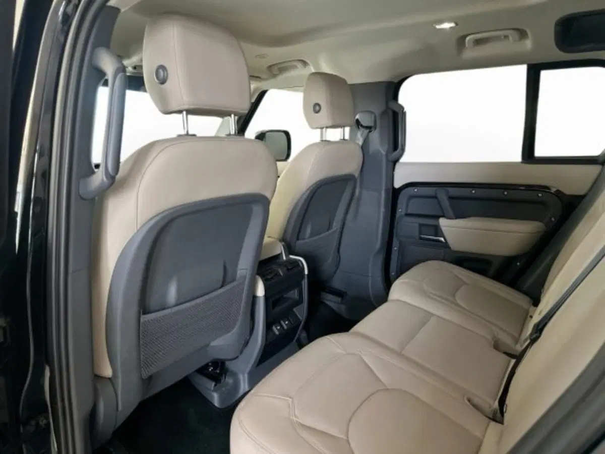 Land Rover Defender usata a Modena (15)