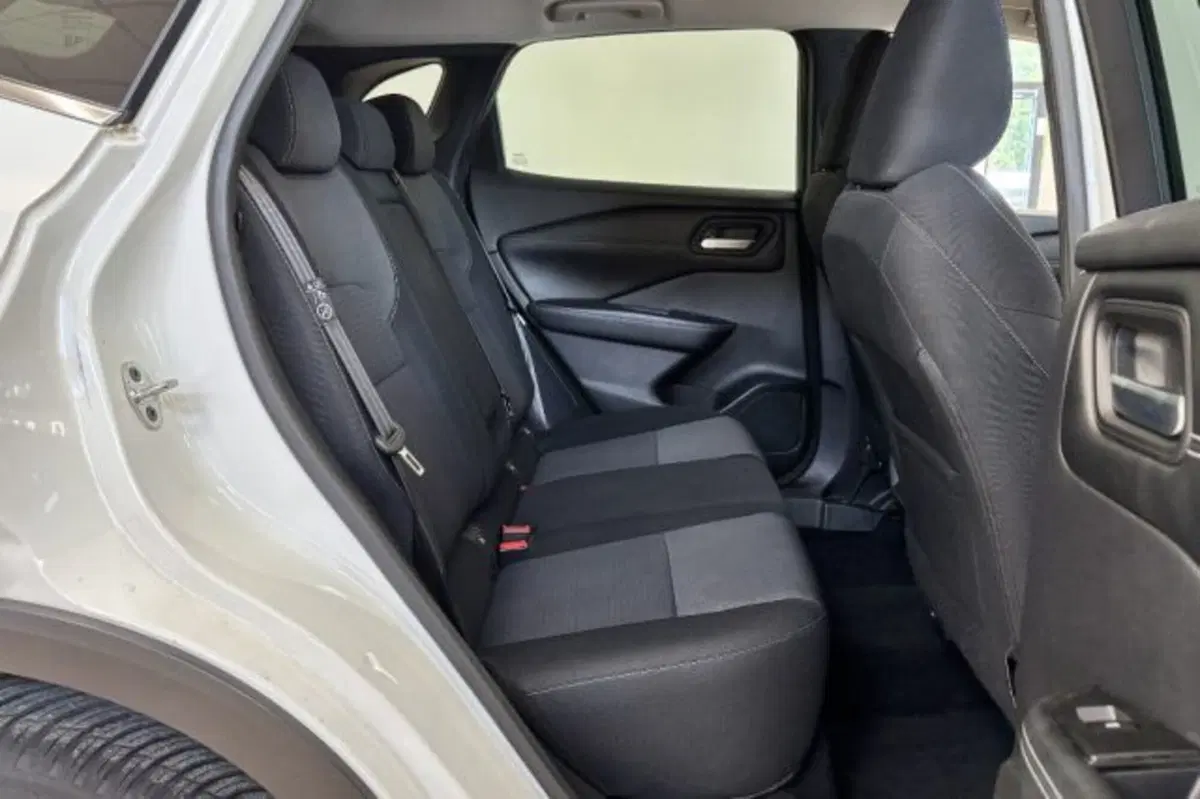 Nissan Qashqai usata a Latina (10)