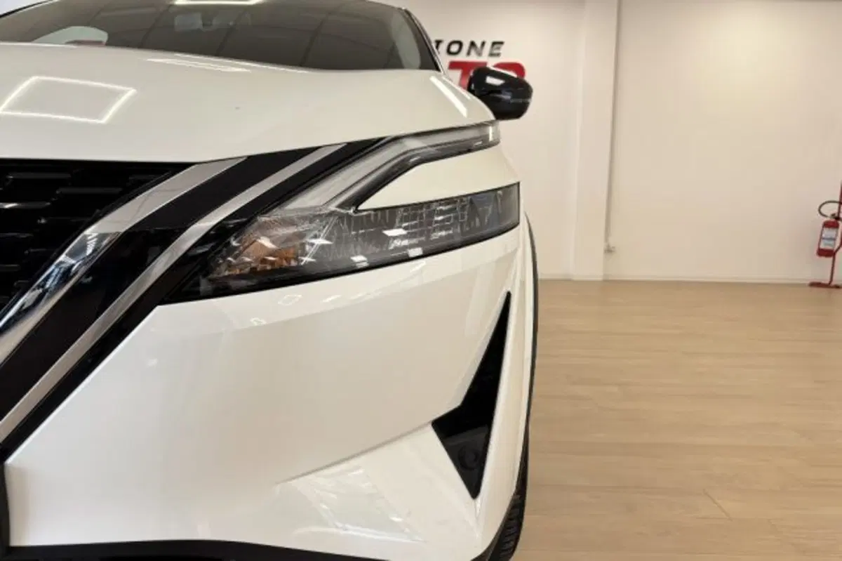 Nissan Qashqai usata a Latina (11)