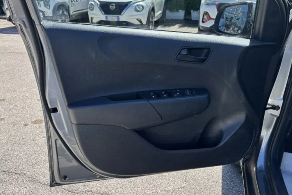 Kia Picanto usata a Latina (12)