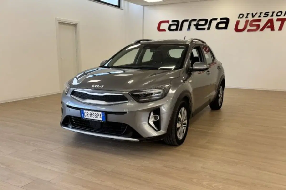 Kia Stonic usata a Latina (3)