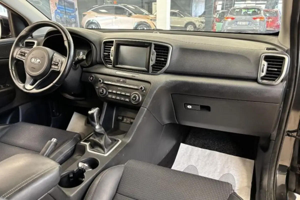 Kia Sportage usata a Latina (9)