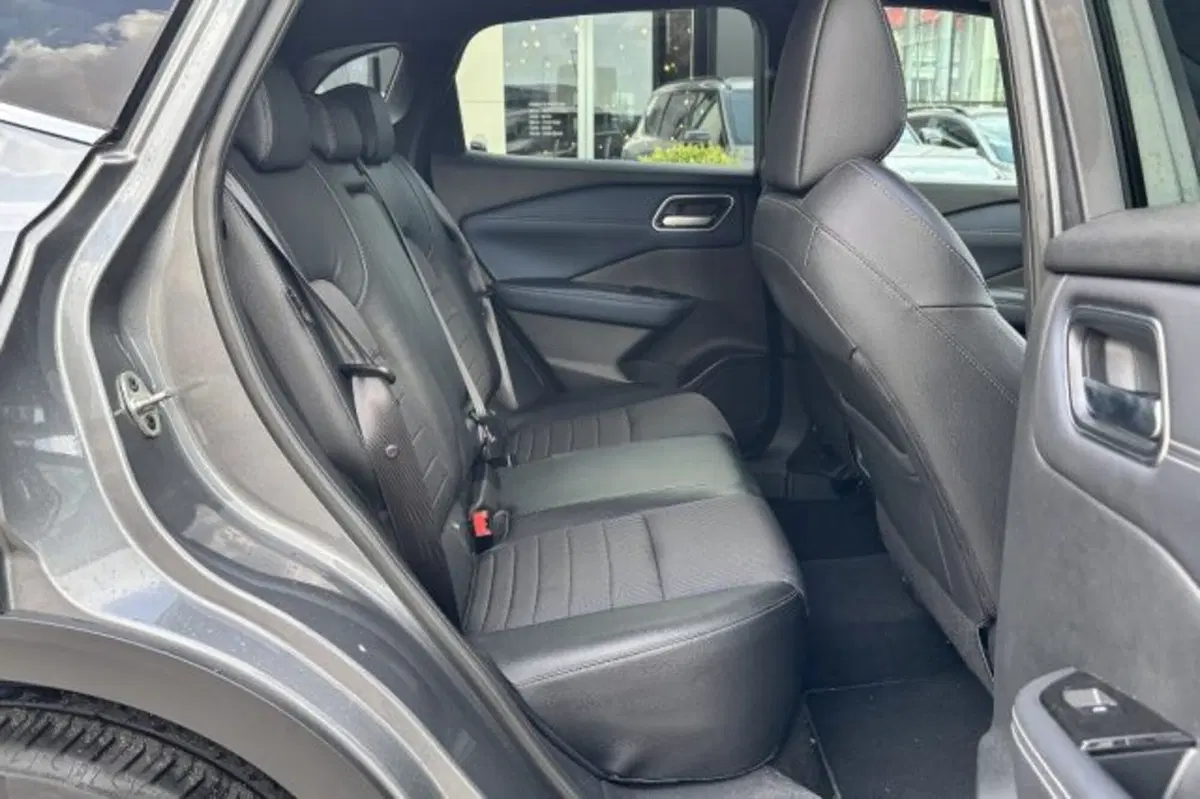 Nissan Qashqai usata a Latina (10)