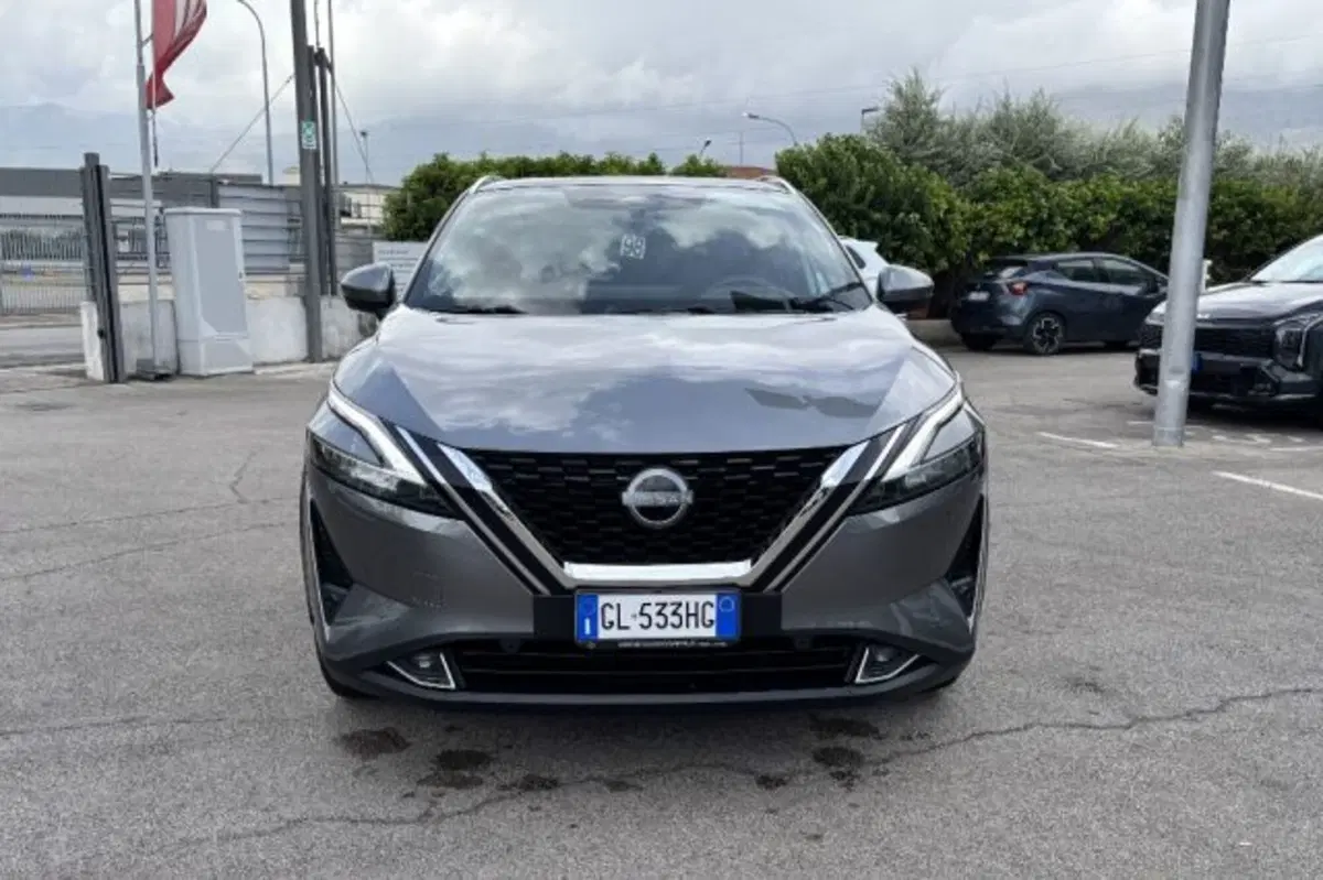 Nissan Qashqai usata a Latina (2)